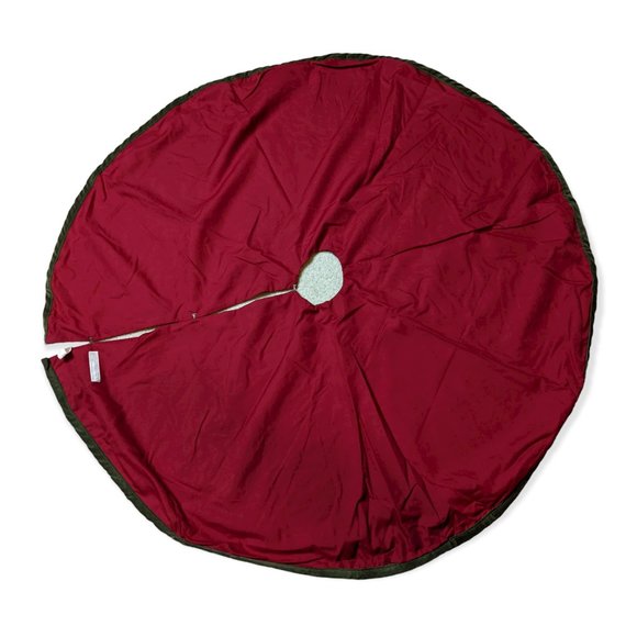 Red & Green Christmas Tree Skirt - Picture 13 of 14